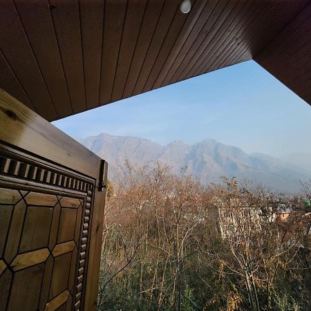 Srinagar Group Of Hotels Екстер'єр фото