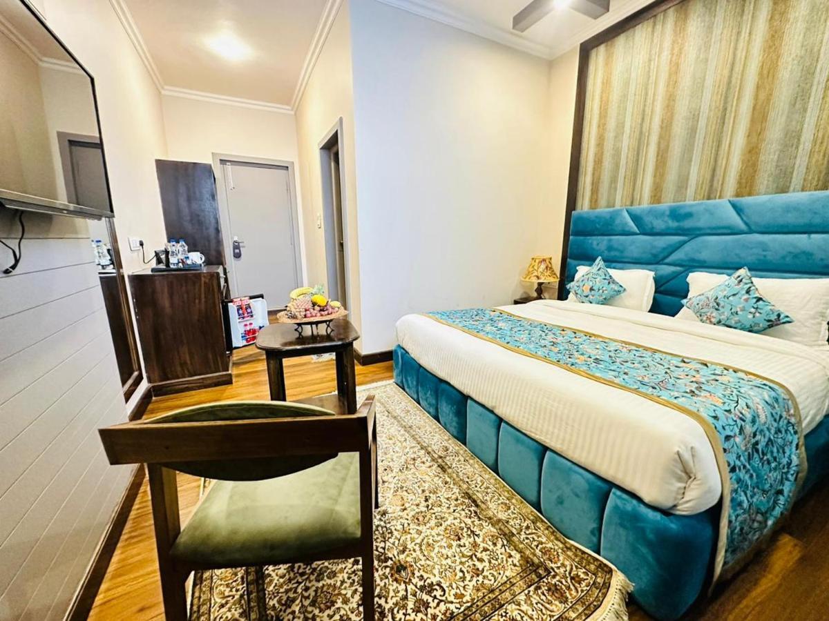 Srinagar Group Of Hotels Екстер'єр фото