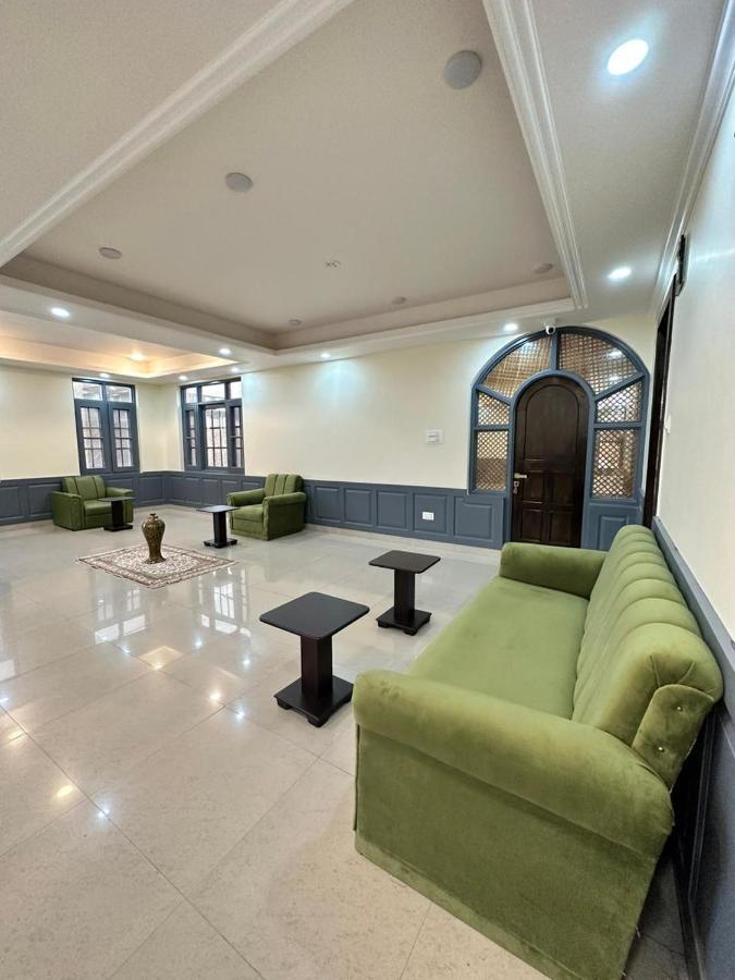 Srinagar Group Of Hotels Екстер'єр фото